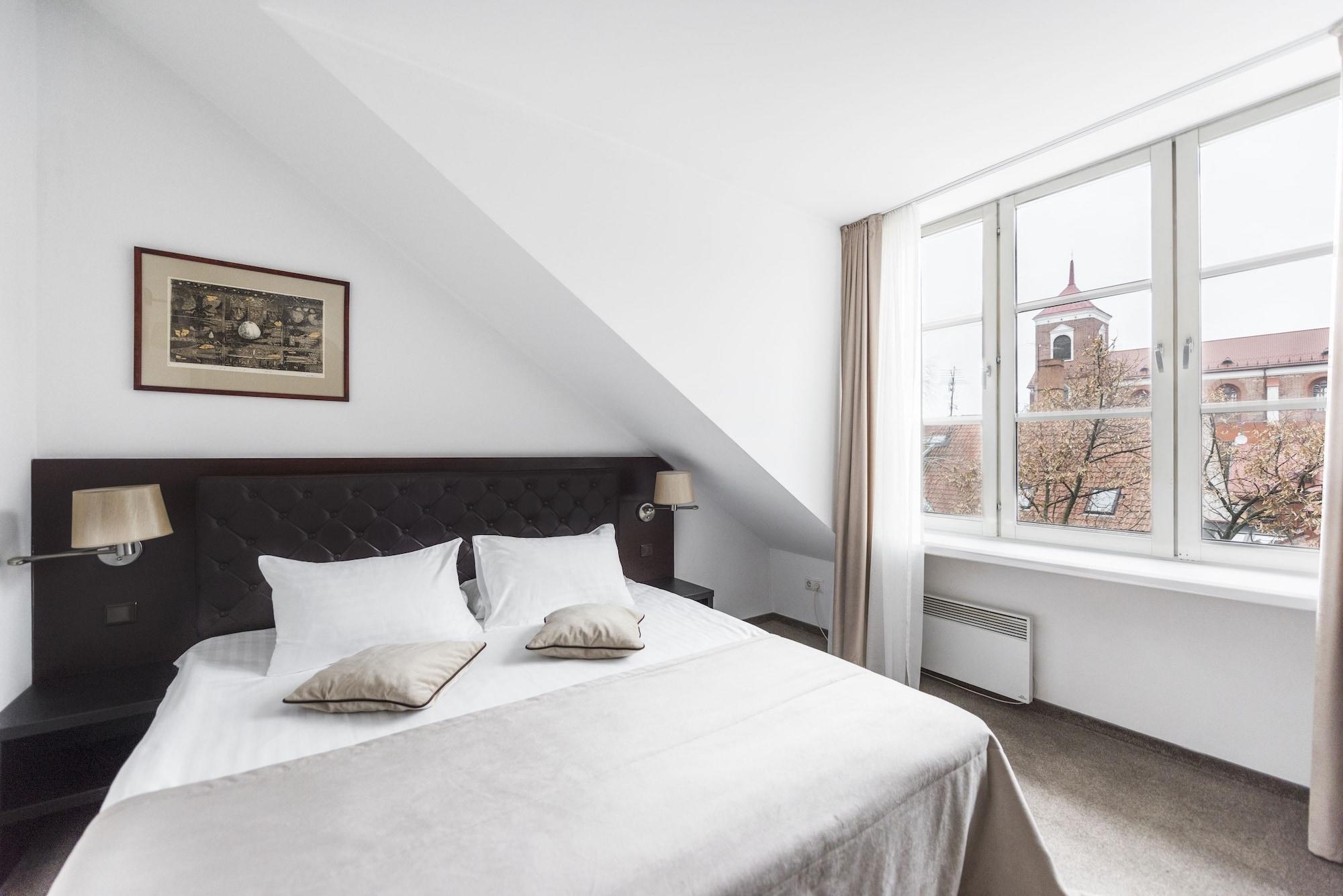 Amberton Cozy Hotel Kaunas Exterior foto
