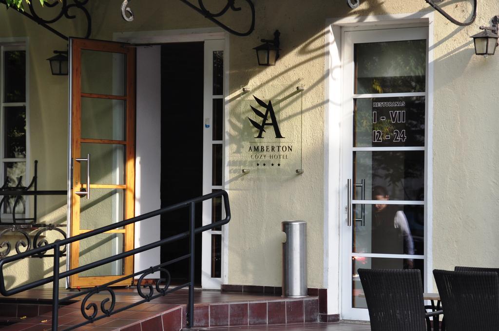 Amberton Cozy Hotel Kaunas Exterior foto